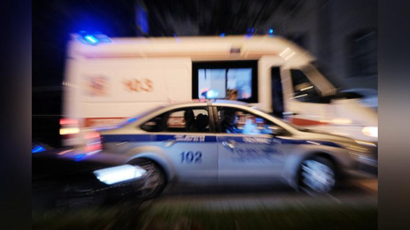 'Новосибирскда автомобиль одамларни босиб кетди'ning rasmi