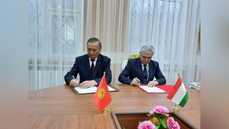 'Qirg`iz-tojik hukumati chegaradagi 1,11 kilometrni kelishib oldi'ning rasmi