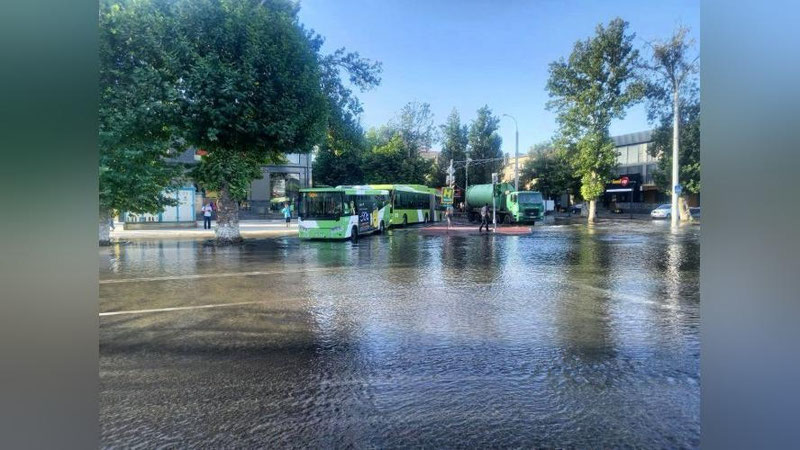 'Suv bosgan Yunusobod tumanining ayrim ko`chalari transportlar harakati uchun yopildi'ning rasmi