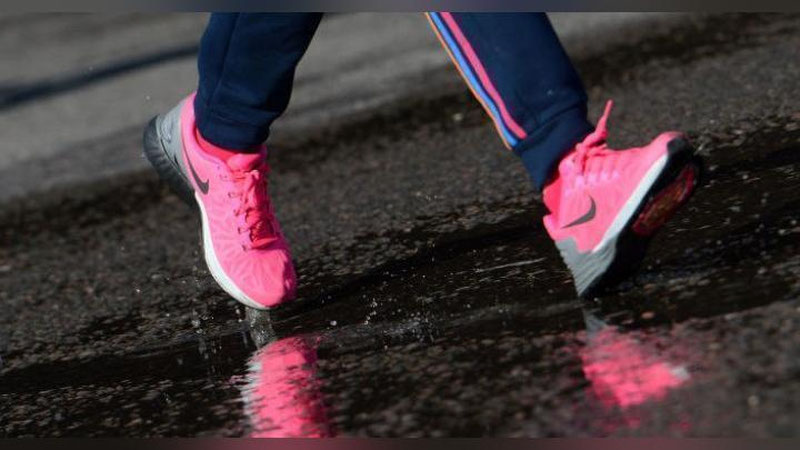 'Bir sutkada 10 ming qadam yurgan fuqarolarga pul to`lanadi — prezident farmoni'ning rasmi