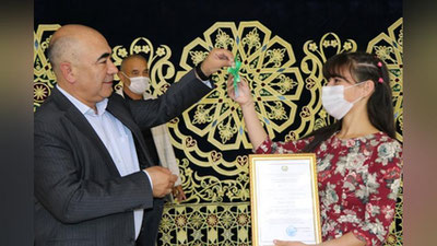 'Qashqadaryoda chin etim va ota-ona qaramog`idan mahrum bo`lgan bolalarning 14 nafari uyli bo`ldi'ning rasmi