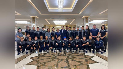 'Ўзбекистон аёллар миллий терма жамоаси АҚШ'га йўл олмоқда (фото)'ning rasmi