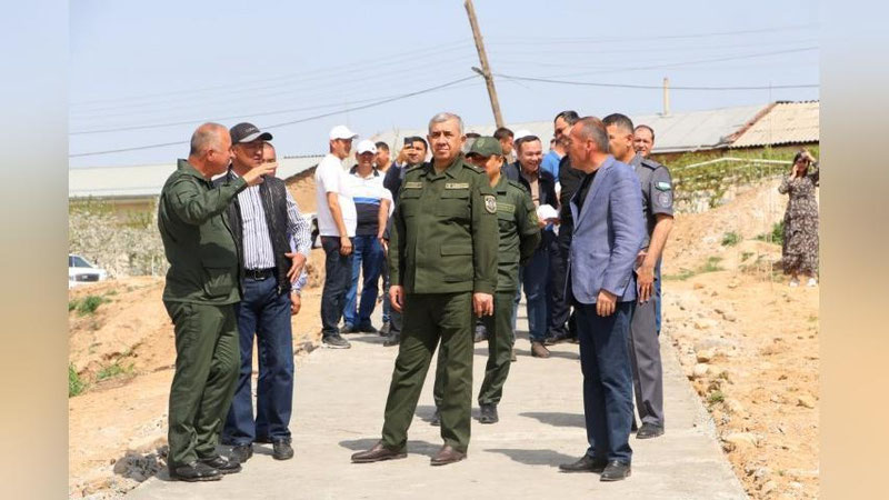 'Бош прокурор Ниғматилла Йўлдошев раҳбарлигида Қибрай туманида кенг қамровли ободонлаштириш ва кўкаламзорлаштириш ишлари амалга оширилди (фото)'ning rasmi