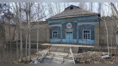 'Чуст тумани мансабдорлари "Абдумалик" масжидини ҳокимият балансига ўтказиб, тадбиркорга 61 млн сўмга сотиб юборди'ning rasmi