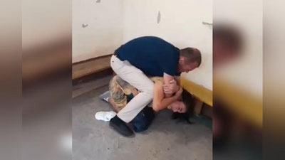 'Quyi Chirchiqdagi bog`chada kaltaklangan ayol keyinchalik eri tomonidan pichoqlab o`ldirilgani aytilmoqda'ning rasmi