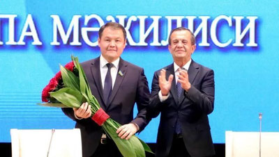 'Qoraqalpog`iston Respublikasi Jo`qorg`i Kengesi raisi Amanbay Orinbaev Senat a`zoligiga saylandi'ning rasmi