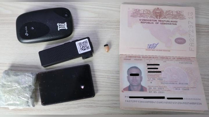 'Imtihonga maxsus vosita olib kirmoqchi bo`lgan yana bir shaxs ushlandi'ning rasmi