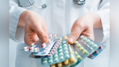 'SSV aholiga “Dok-1 Maks”ni sotib olmaslik bo`yicha SMS yubormoqda'ning rasmi