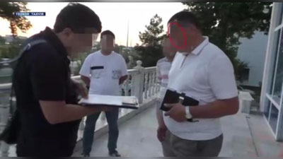 'Киберхавфсизлик бўлинмаси катта тезкор ходими 600 АҚШ доллари билан ушланди'ning rasmi