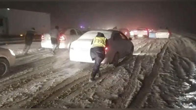 'Qamchiq dovoni qor ko`chkisi xavfi sababli vaqtincha yopildi'ning rasmi
