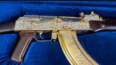 'O`zbekistonga "tillo avtomat" olib kirmoqchi bo`lishdi'ning rasmi