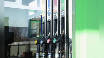 'Benzin narxi 2023 yil oxirigacha oshmaydigan bo`ldi'ning rasmi