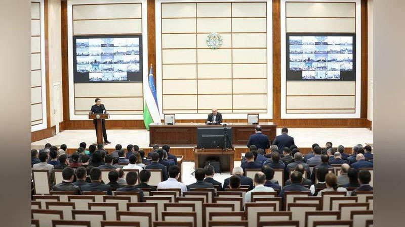 'Zoir Mirzaev tanqidiy ruhda majlis o`tkazdi'ning rasmi