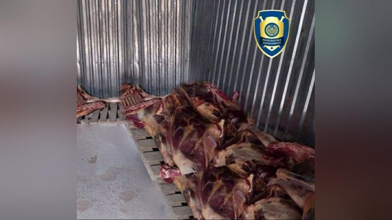 'Sirdaryoda Toshkentga olib kelinayotgan salkam uch tonnali iste`molga yaroqsiz go`sht mahsuloti to`xtatib qolindi'ning rasmi