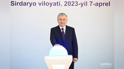 'Prezident Gulistondagi “Omon med farm” korxonasida bo`ldi'ning rasmi