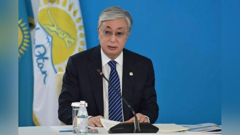 'To`qaev qozoq tilini lotin alifbosiga o`tkazish masalasini ko`rib chiqishni topshirdi'ning rasmi