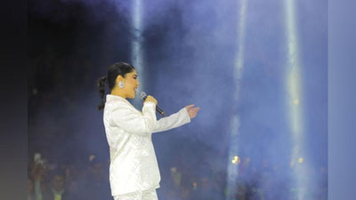 'Наманган вилоятида "Конституция ўзимизники!" шиори остида тарғибот тадбири ва концерт дастури бўлиб ўтди'ning rasmi