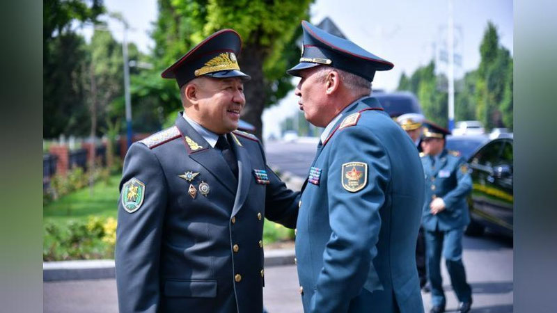 'O`zbekiston mudofaa vaziri Qozog`iston mudofaa vaziri boshchiligidagi delegasiyani qabul qildi (foto)'ning rasmi