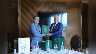 'O`zbekiston-Rossiya tibbiyot forumida farmasevtikadagi hamkorlik bo`yicha memorandum imzolandi'ning rasmi