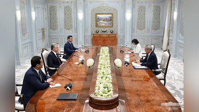 'Shavkat Mirziyoev ShHT bosh kotibini qabul qildi'ning rasmi