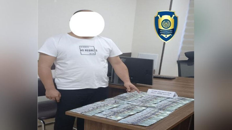 'Тошкент шаҳар иқтисодий судига киритган даъво аризасини қаноатлантириб беришни ваъда қилган фирибгар 25 000 АҚШ доллар билан қўлга тушди'ning rasmi