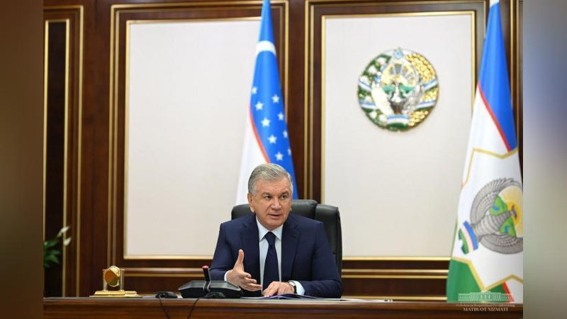 'Prezident foydali qazilmalar zaxirasi va ishlab chiqarish hajmini ko`paytirishga oid taqdimot bilan tanishdi'ning rasmi