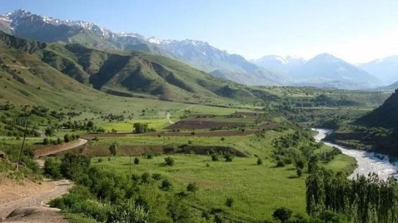 'Qashqadaryodagi 2 ta tumanning tog`li hududlarida zamonaviy turizm ob`ektlari barpo etiladi'ning rasmi