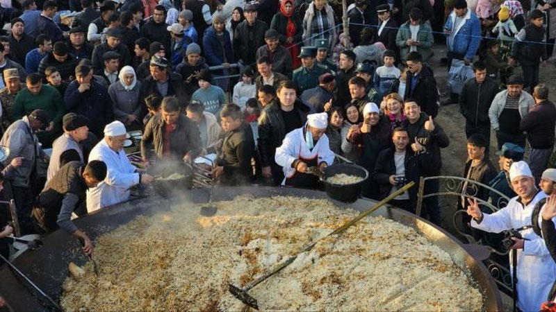 'Андижонда 8 тонналик ош тайёрланди (видео)'ning rasmi