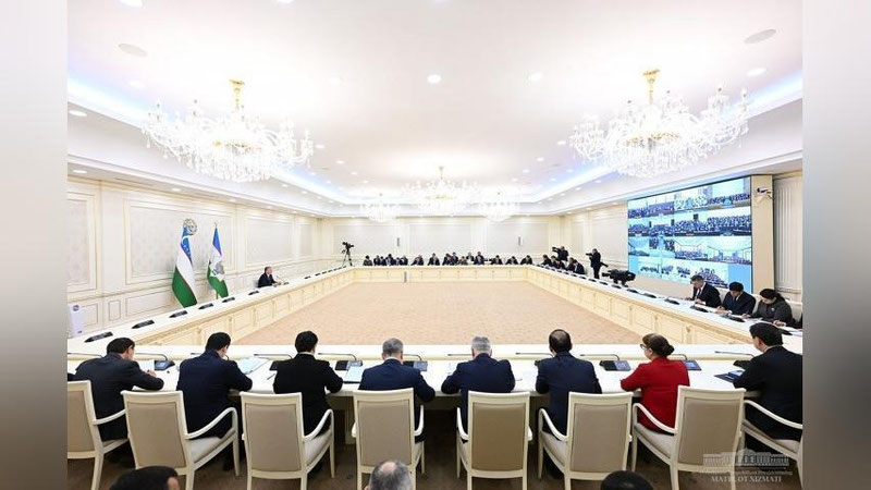 'Trikotaj kiyim va mato, gazlama, kabel, maishiy texnika, mevalar, uzum, dukkakli ekinlar, qayta ishlangan meva-sabzavot kabi eng ko`p eksport bo`ladigan 10 turdagi mahsulotni tashqi bozorlarga olib kirishda ko`plab to`siqlar bor — Prezident'ning rasmi