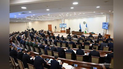 '2023 yilda inflyasiya 9 foizdan pasaydi'ning rasmi