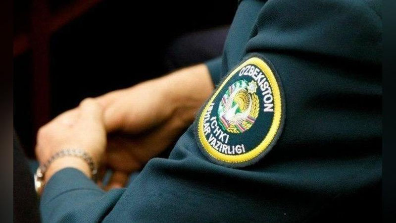 Изрображение 'В Бухаре задержаны двое сотрудников органов внутренних дел'