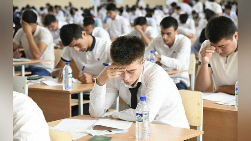 'O`zbekistonda OTMga qancha abiturient hujjat topshirgani ma`lum bo`ldi'ning rasmi