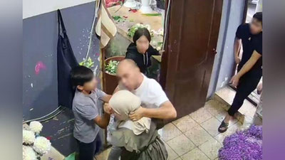 'Toshkentda erkak gul do`koni sotuvchisini kaltakladi (video)'ning rasmi