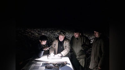 'Buxoroda ov qurolini noqonuniy  olib yurgan uch erkak ushlandi'ning rasmi