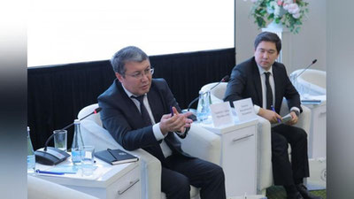 'Adliya vaziri yosh huquqshunoslar bilan uchrashadi'ning rasmi