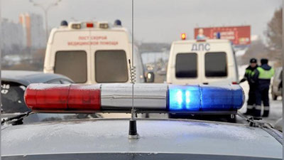 '​Polisiyachi muzlagan daryoga cho`kayotgan mashina ichidagi qizni qutqardi (Video)'ning rasmi