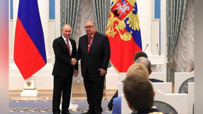 'Putin Alisher Usmonov va uning rafiqasini orden bilan taqdirladi'ning rasmi