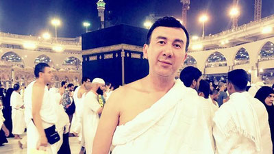 'Botir Qodirov Umra amallarini ado etdi'ning rasmi