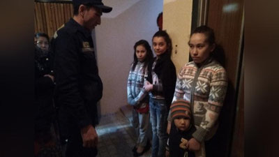 'ФВВ: Лифтда қамалиб қолган болалар қутқарилди'ning rasmi