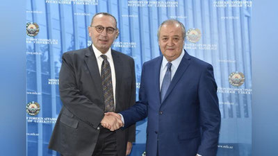 '​АБДУЛАЗИЗ КАМИЛОВ ЕВРОПА ИТТИФОҚИ КОМИССИЯСИ БОШ ДИРEКТОРАТИ РАҲБАРИНИ ҚАБУЛ ҚИЛДИ'ning rasmi