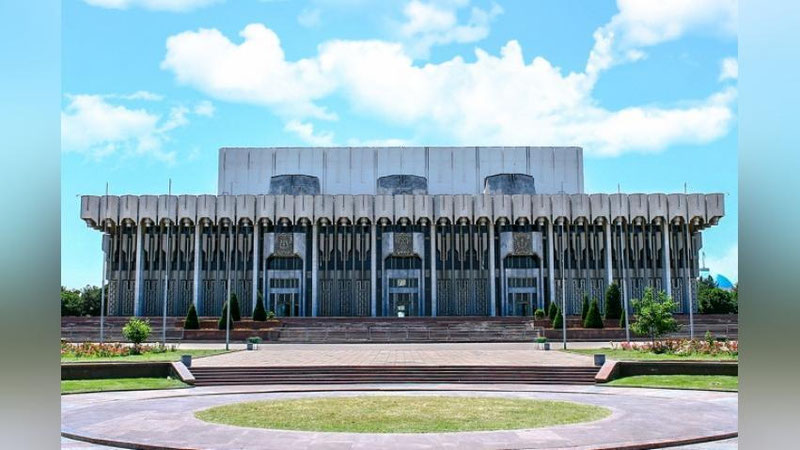 'Сарой ва метро бекатига "Халқлар Дўстлиги" номи қайтарилди 'ning rasmi