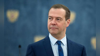 'DMITRIY MEDVEDEV PREZIDENTLIKKA O`Z NOMZODINI QO`YIShGA TAYYoR EMAS'ning rasmi