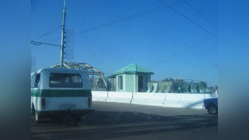 Изрображение 'ВПРАВЕ ЛИ ПРОВЕРЯТЬ ВОДИТЕЛЕЙ НА БЛОК-ПОСТАХ?'