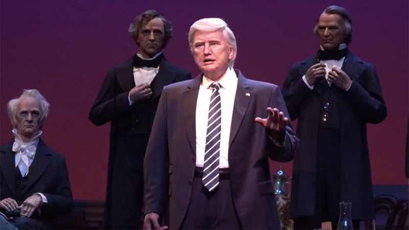 'TRAMPNING GAPIRUVChI ROBOTI DISNEY WORLD BOG`IGA O`RNATILDI'ning rasmi