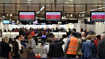 'Bryussel xalqaro aeroportida 150 ga yaqin aviareyslar bekor qilindi 'ning rasmi