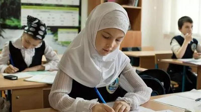 'Maktabda bosh kiyimga (ro`mol) ruxsat beriladimi?'ning rasmi