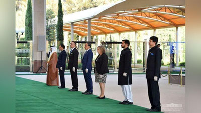 Изрображение 'Президент Узбекистана принял новых послов 7-ми государств'