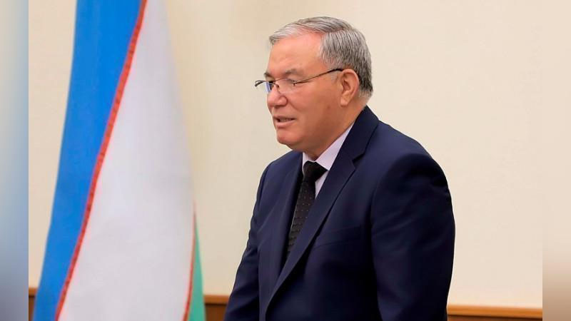 'Xorazm viloyati hokimi Farhod Ermanov lavozimidan ozod etildi. Endilikda u ...'ning rasmi