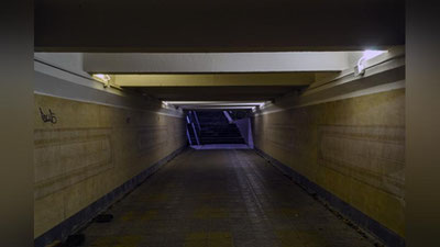 'Тошкентдаги "Қўйлиқ" ер ости йўлида талончи тўда 17 ёшли йигитни тунаб кетишди'ning rasmi