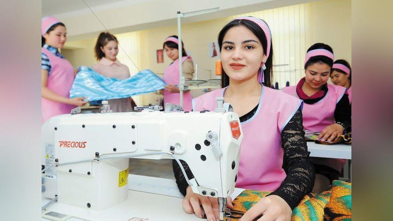 'Deputat ayollar ish vaqtini qisqartirishni taklif qildi'ning rasmi